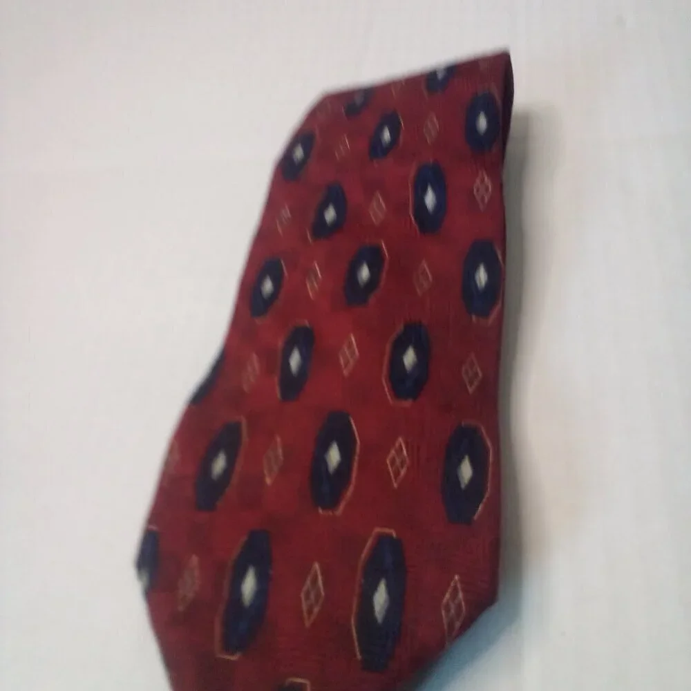 Jos A Bank Corporate Collection Tie Necktie Men 100% Silk Red Blue Gold